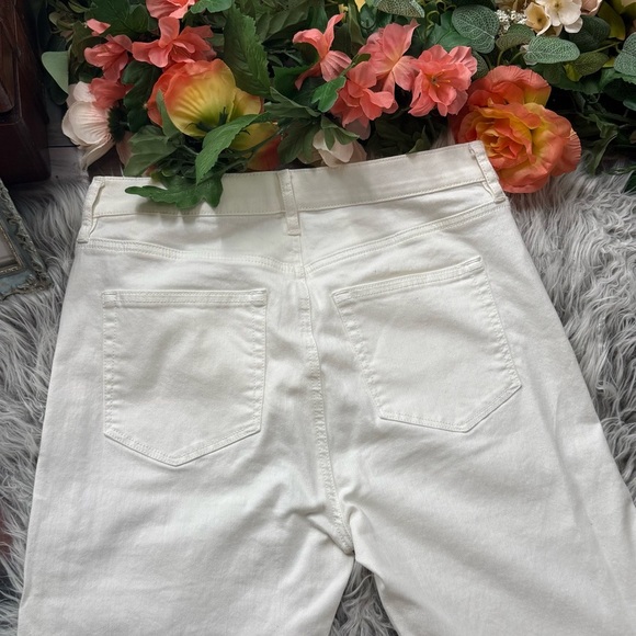 Ann Taylor LOFT Side Stripe Frayed High Waist Skinny Crop White Jeans - Picture 8 of 11